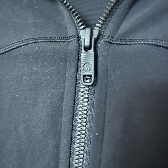 Lululemon Define Hooded Jacket - Nulu - Black - Picture 4 of 6
